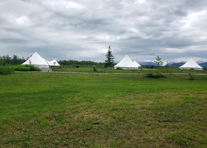 Lulu\'S Glamping Tents And Events With Exceptional River View