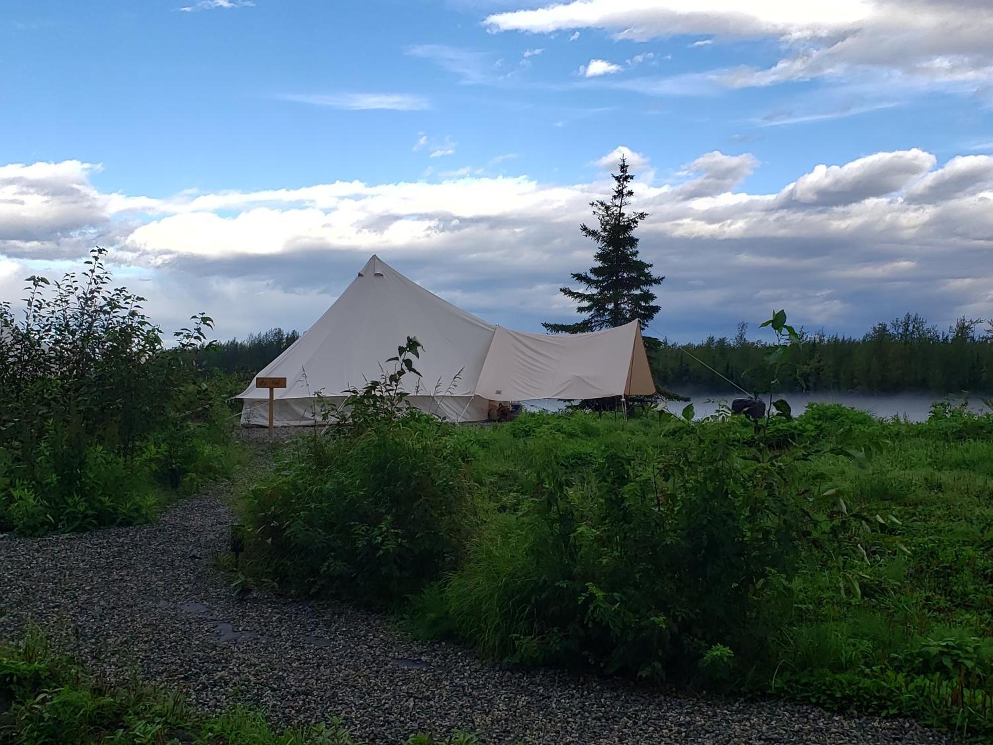 Lulu's Glamping Tents And Events With Exceptional River View *