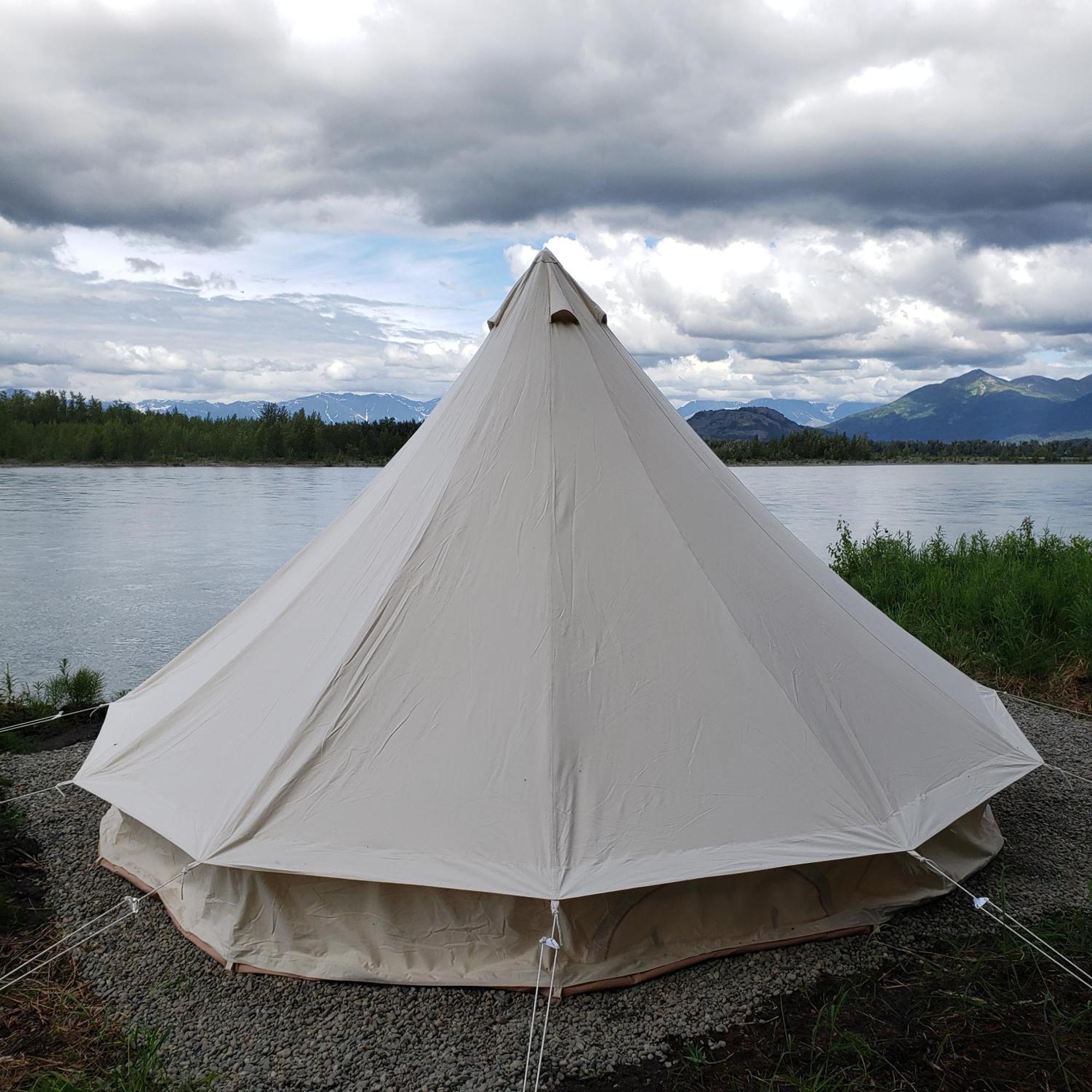 Lulu's Glamping Tents And Events With Exceptional River View *